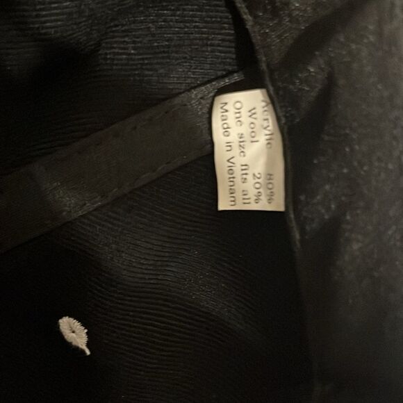 Mustang adjustable cap - Picture 3 of 3